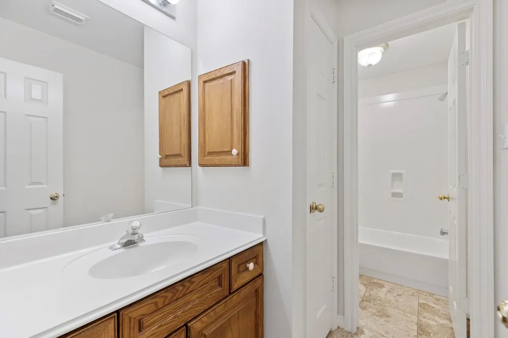 17806 W Copper Lakes Drive Houston, TX 77095