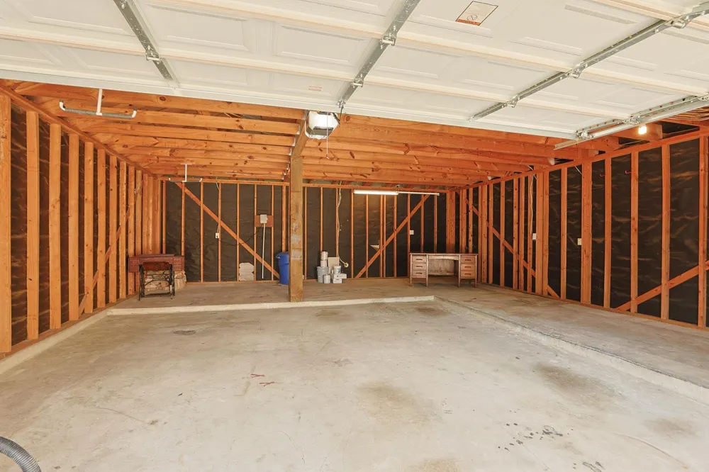 17806 W Copper Lakes Drive Houston, TX 77095