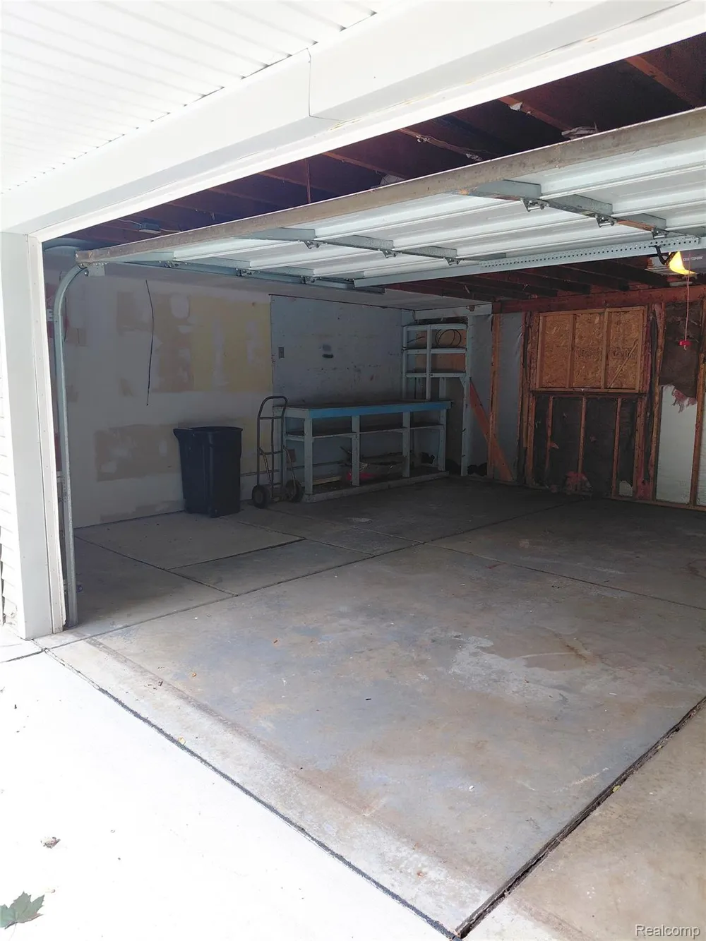 30933 Grandview Avenue Westland City, MI 48186