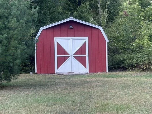 1505 E Van Buren Street Wilcox Township, MI 49349
