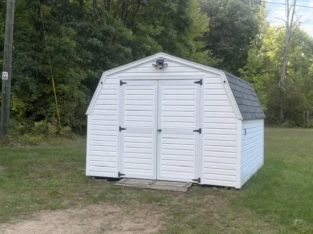 1505 E Van Buren Street Wilcox Township, MI 49349