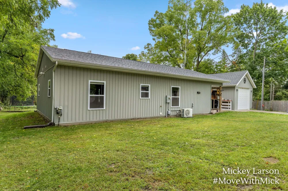 134 E 1st Street Stanton City, MI 48888