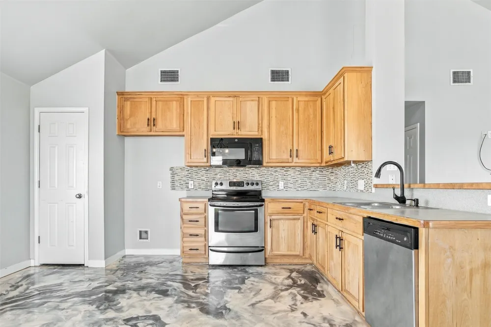 1620 S Turnersville Road Buda, TX 78610