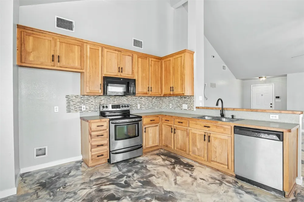 1620 S Turnersville Road Buda, TX 78610