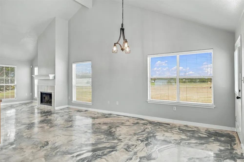 1620 S Turnersville Road Buda, TX 78610