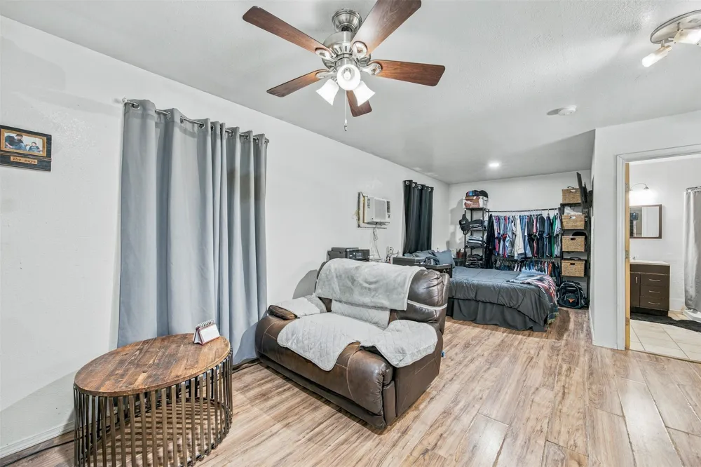 1620 S Turnersville Road Buda, TX 78610