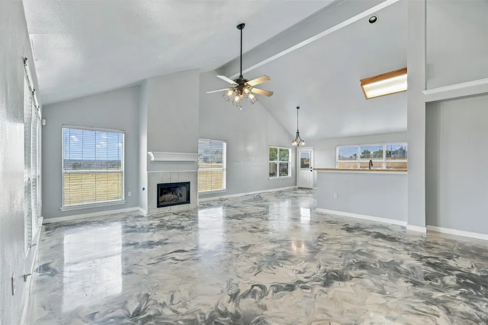 1620 S Turnersville Road Buda, TX 78610