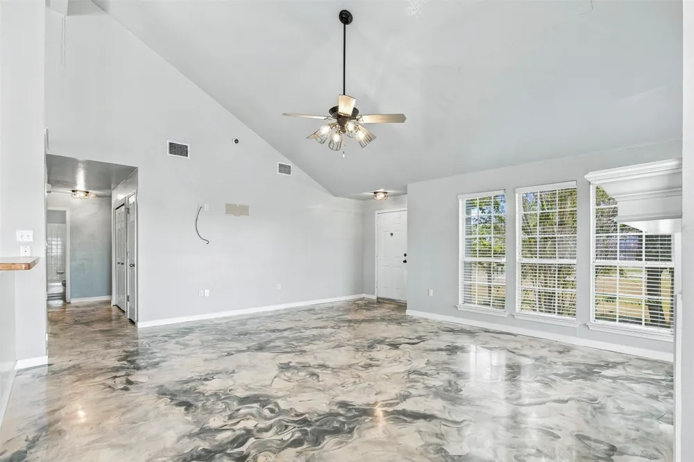 1620 S Turnersville Road Buda, TX 78610