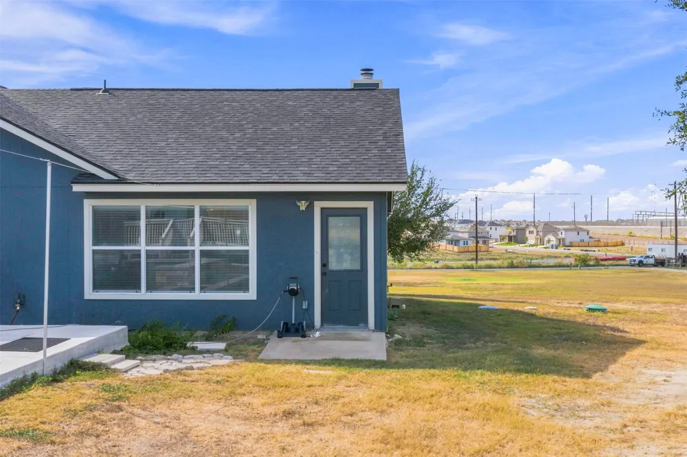 1620 S Turnersville Road Buda, TX 78610