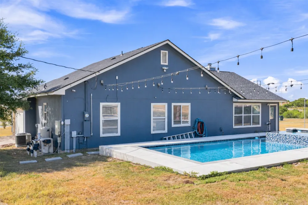 1620 S Turnersville Road Buda, TX 78610