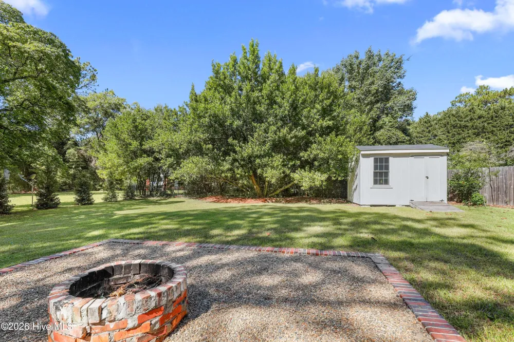215 S Grape Street Pinebluff, NC 28373