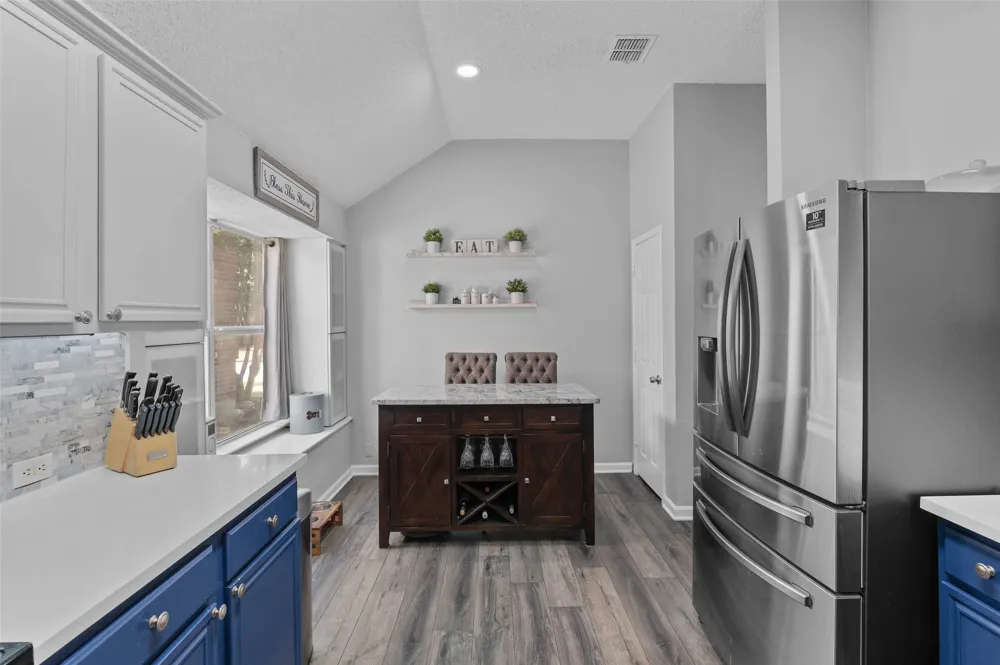 307 Trailwood Drive Allen, TX 75002