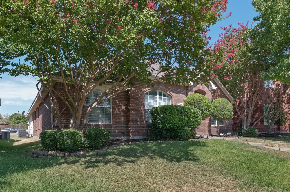 307 Trailwood Drive Allen, TX 75002