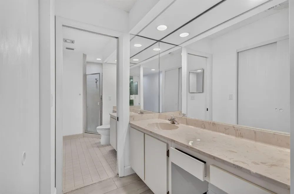 5642 FOREST OAKS TERRACE Delray Beach, FL 33484