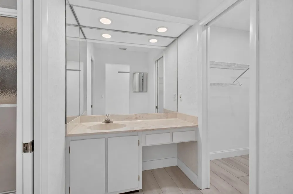 5642 FOREST OAKS TERRACE Delray Beach, FL 33484
