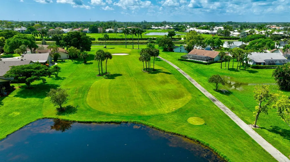 5642 FOREST OAKS TERRACE Delray Beach, FL 33484