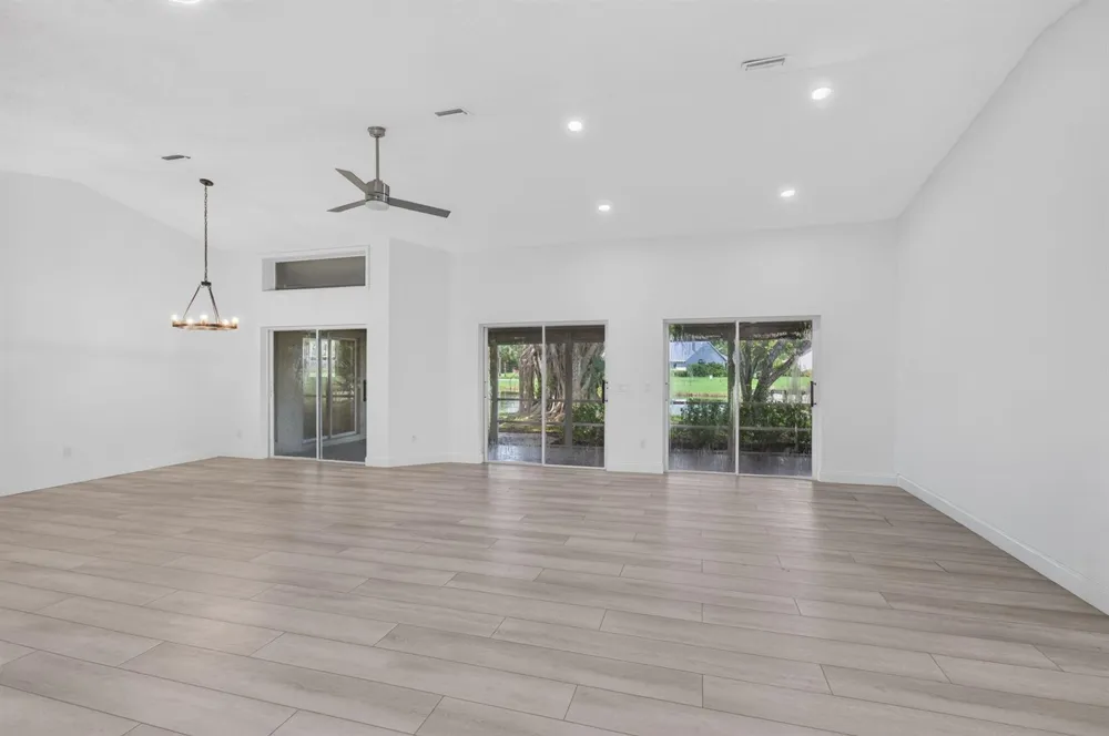 5642 FOREST OAKS TERRACE Delray Beach, FL 33484