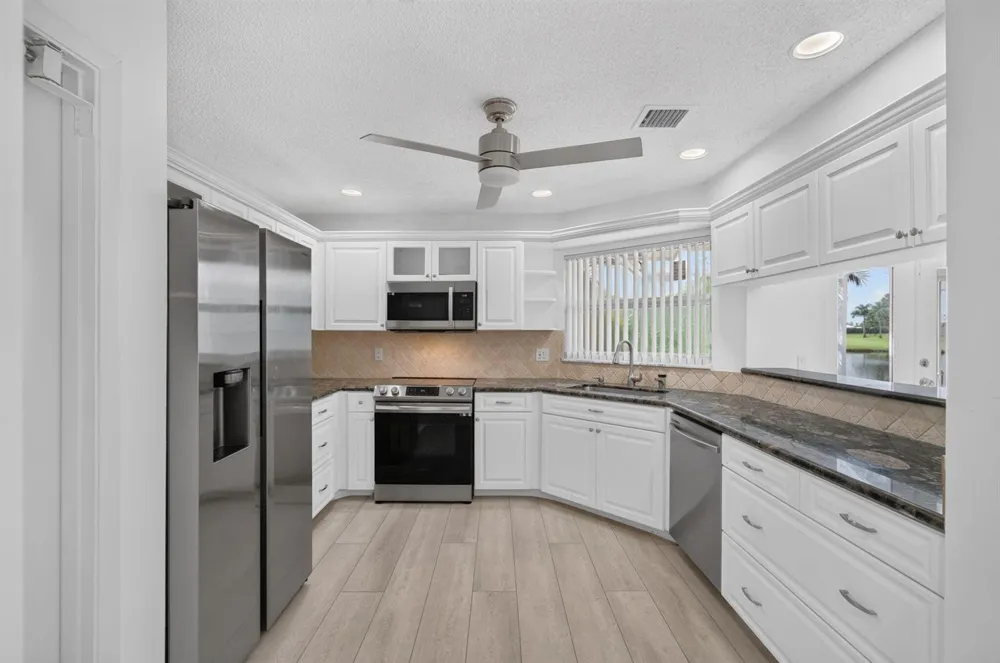 5642 FOREST OAKS TERRACE Delray Beach, FL 33484