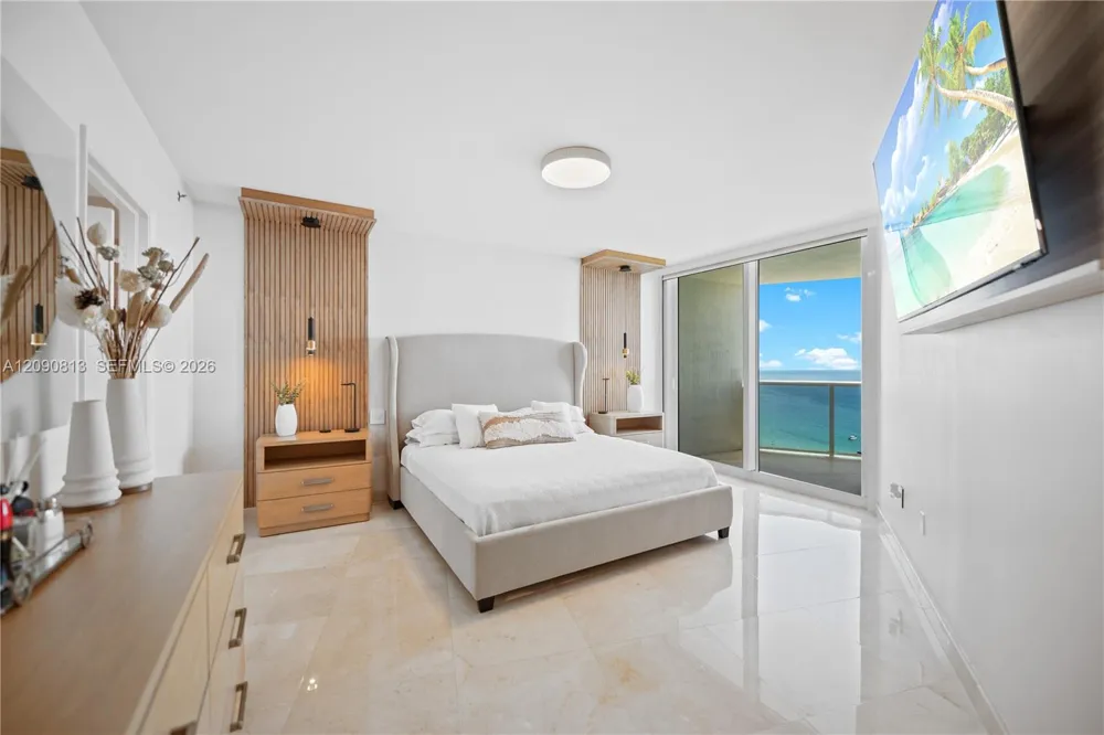 19111 Collins Ave #2207 Sunny Isles Beach, FL 33160