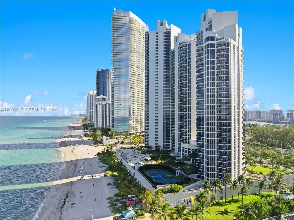 19111 Collins Ave #2207 Sunny Isles Beach, FL 33160