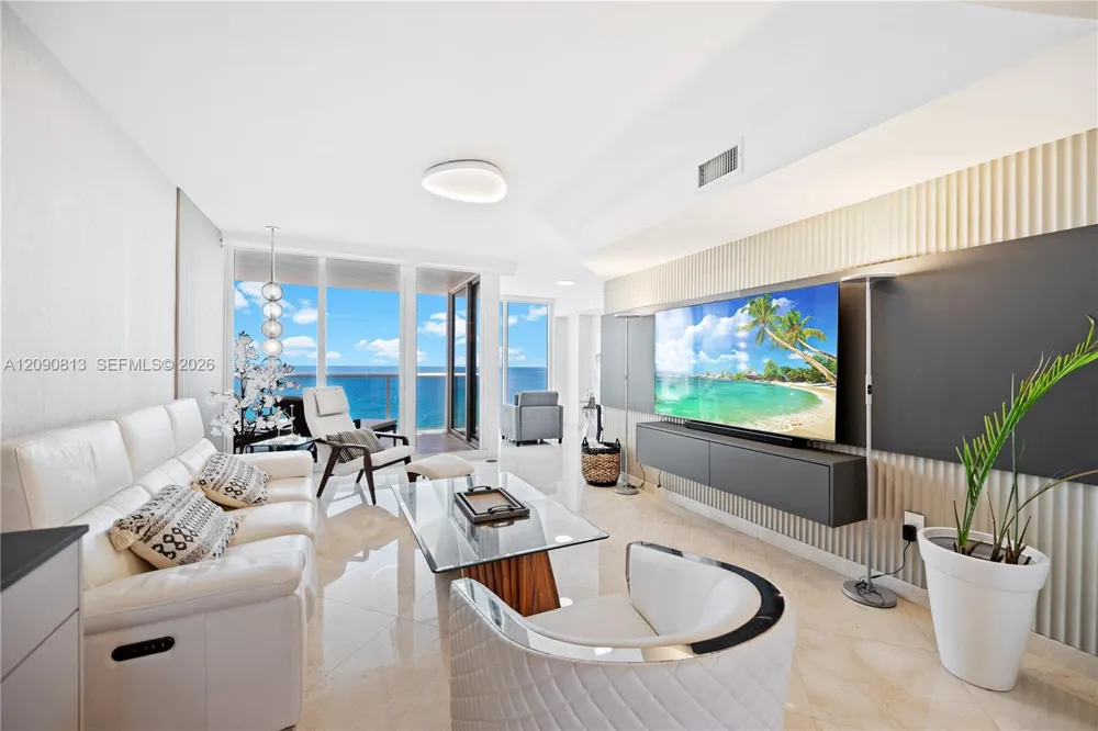 19111 Collins Ave #2207 Sunny Isles Beach, FL 33160