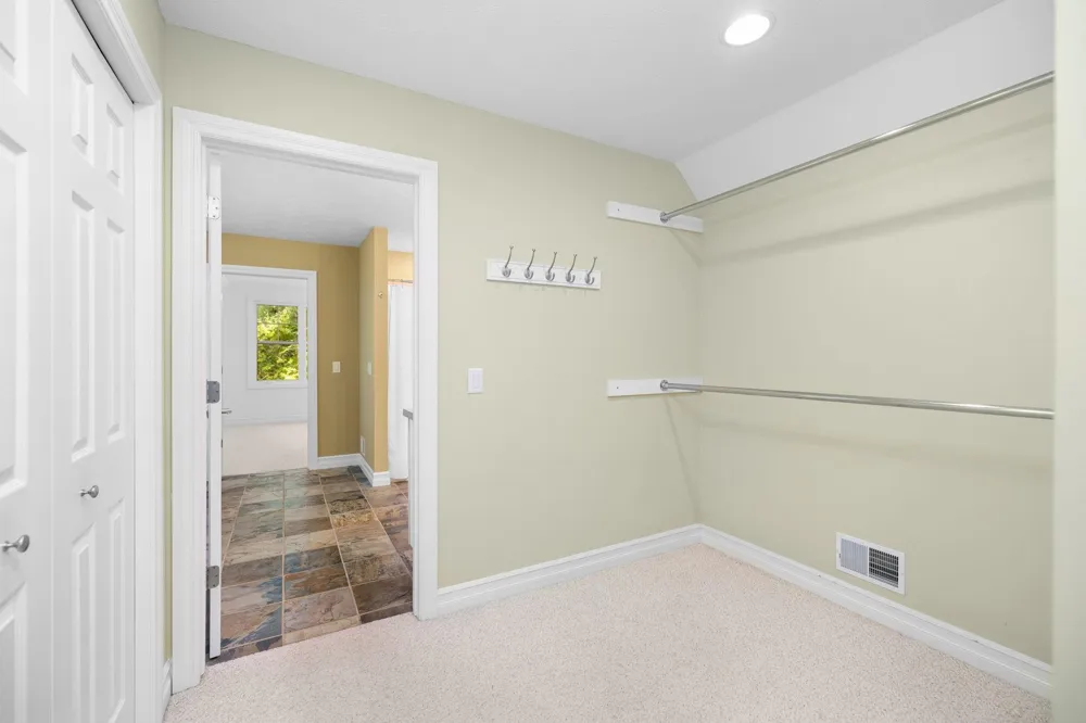 7380 Deepwater Point Acme Township, MI 49690
