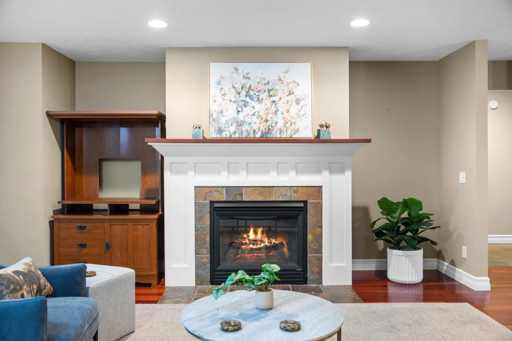 7380 Deepwater Point Acme Township, MI 49690