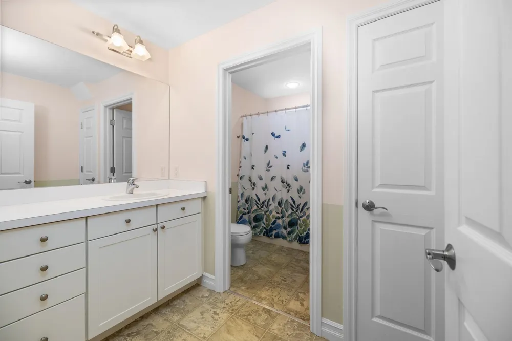 7380 Deepwater Point Acme Township, MI 49690