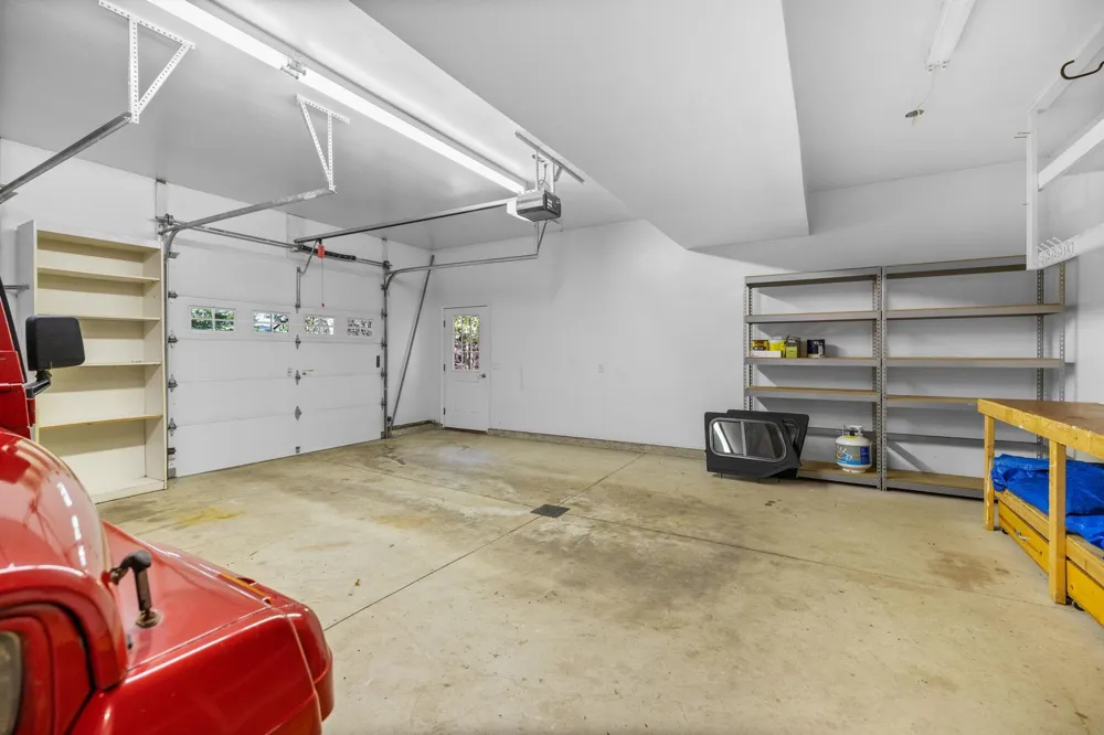 7380 Deepwater Point Acme Township, MI 49690