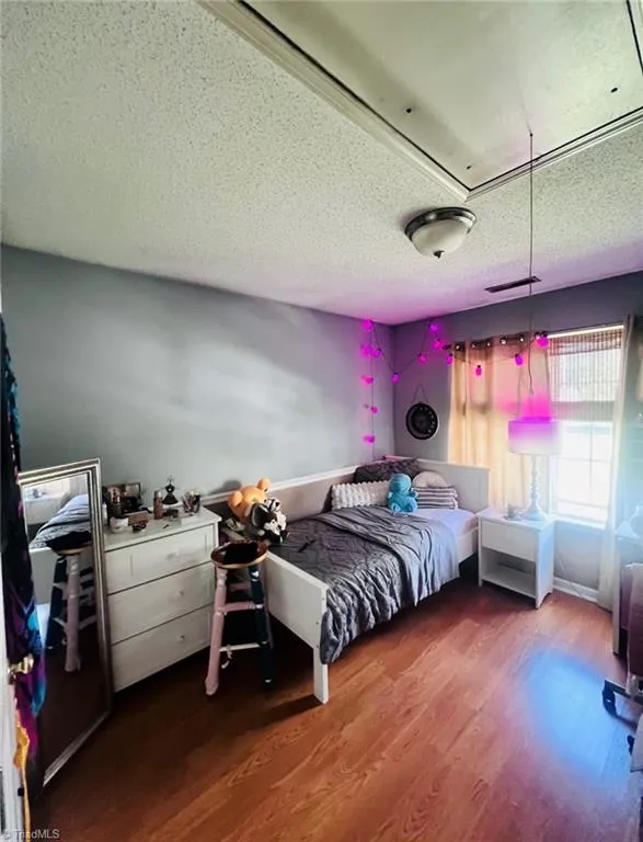 1708 Fern Hill Drive Greensboro, NC 27405