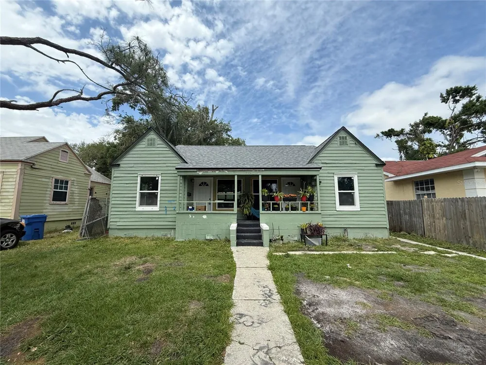 535 14TH AVENUE S #4 St Petersburg, FL 33701