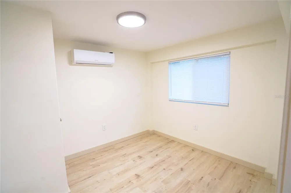 535 14TH AVENUE S #4 St Petersburg, FL 33701