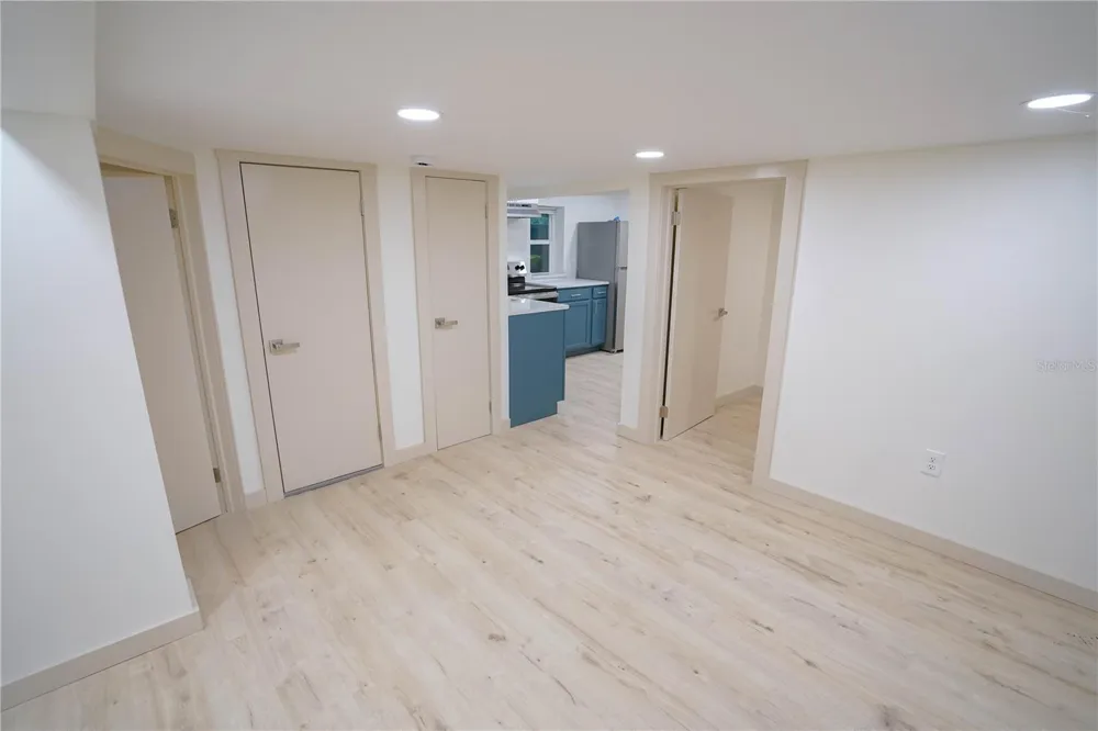 535 14TH AVENUE S #4 St Petersburg, FL 33701