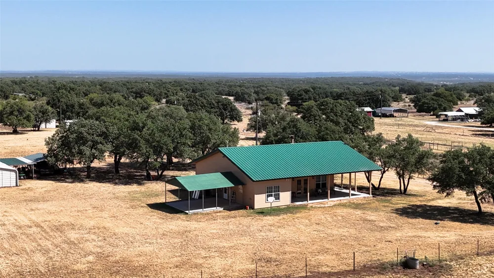1400 Fm 574 W Mullin, TX 76864