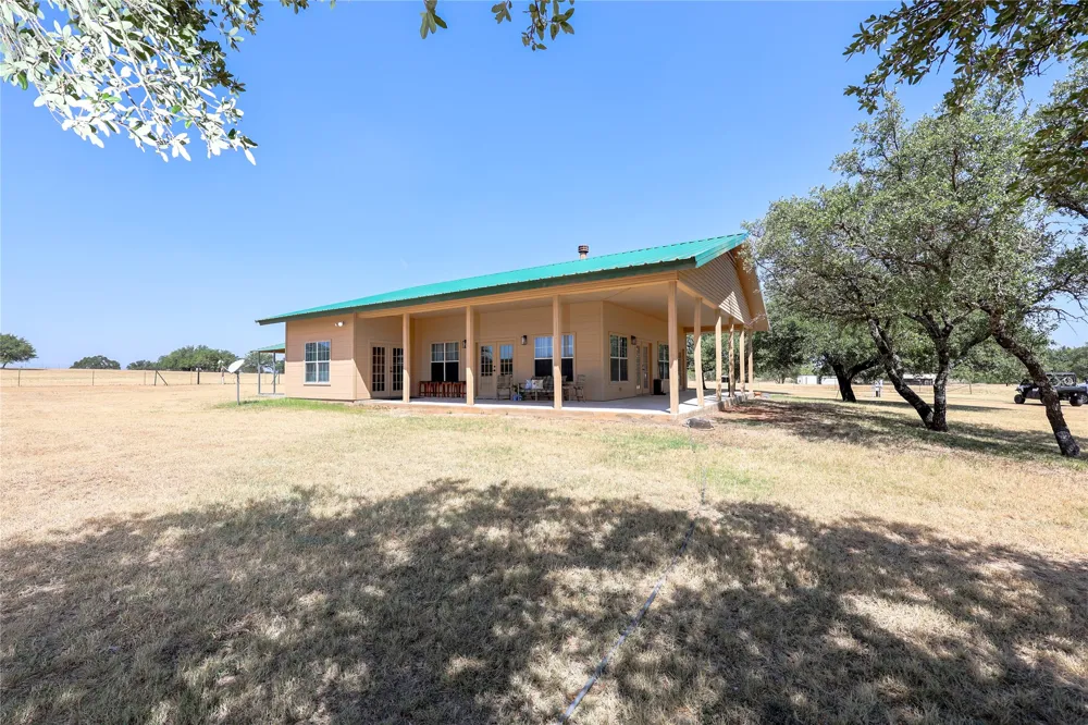 1400 Fm 574 W Mullin, TX 76864