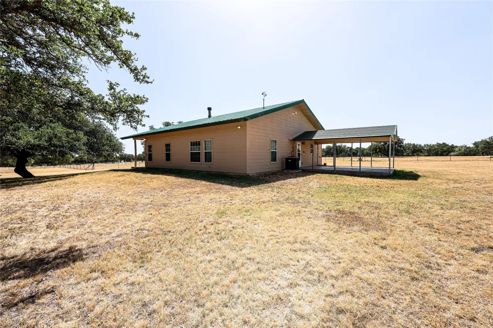 1400 Fm 574 W Mullin, TX 76864