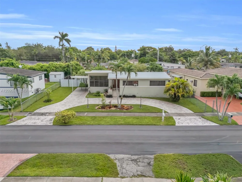 3121 SW 84th Ct Miami, FL 33155