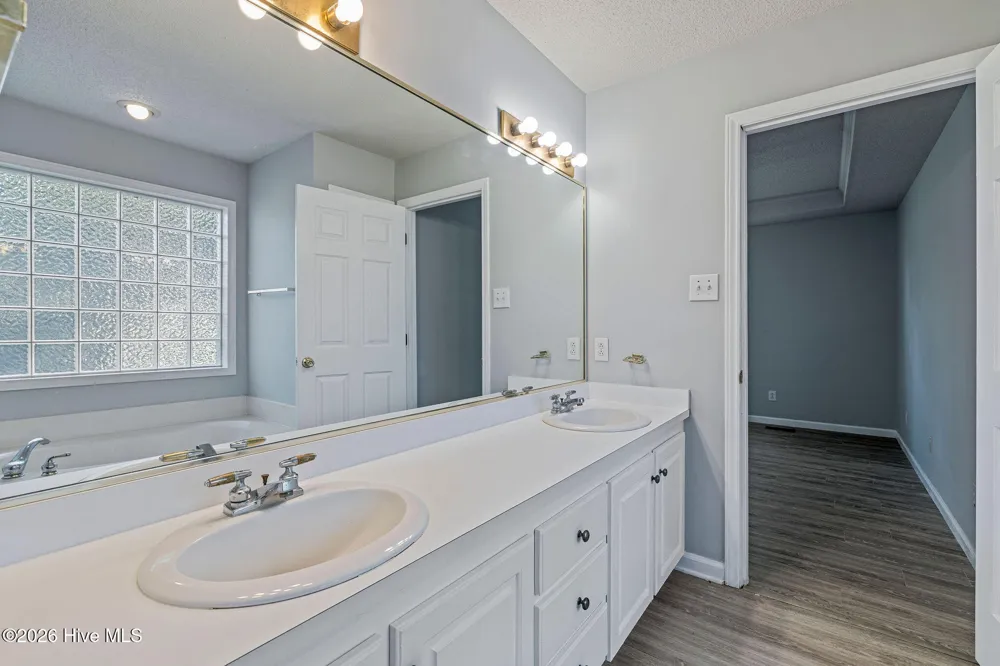 102 Homestead Drive Goldsboro, NC 27530