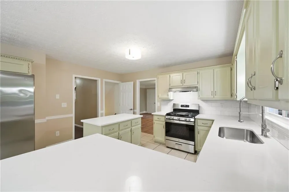800 Winnbrook Drive Dacula, GA 30019