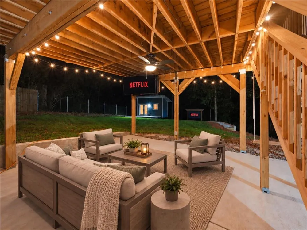 800 Winnbrook Drive Dacula, GA 30019