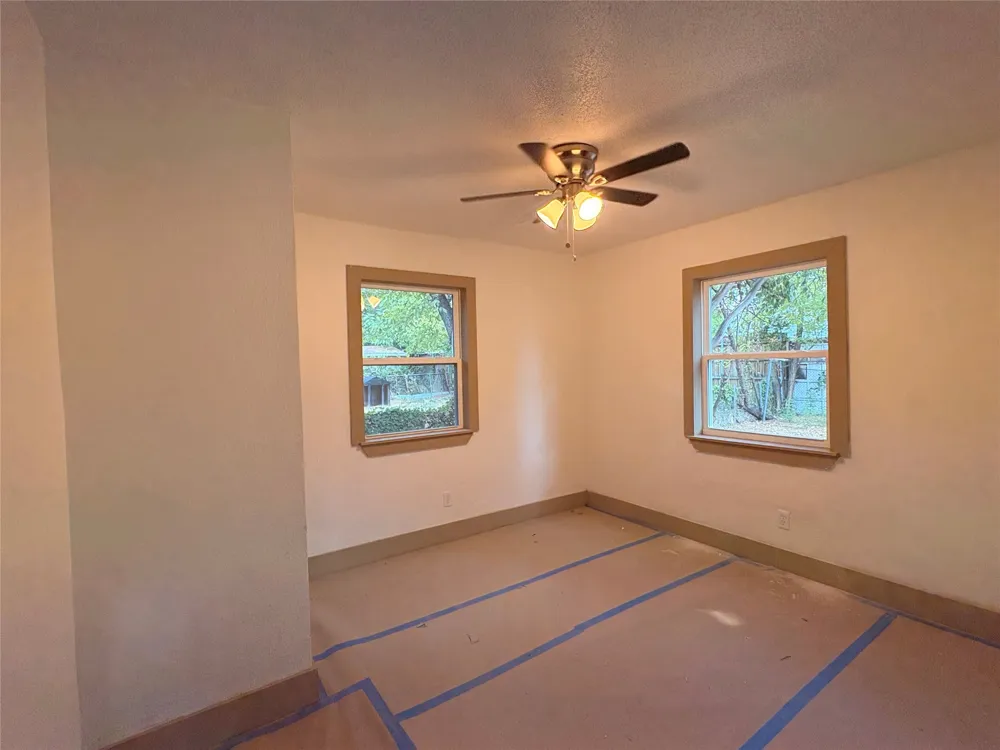 4310 Jamaica Street Dallas, TX 75210
