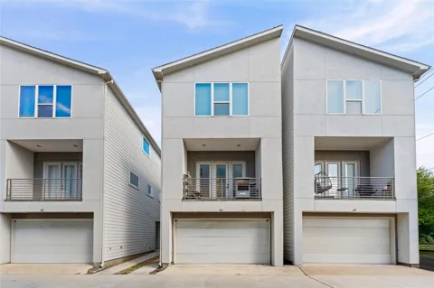 615 Bayou Street