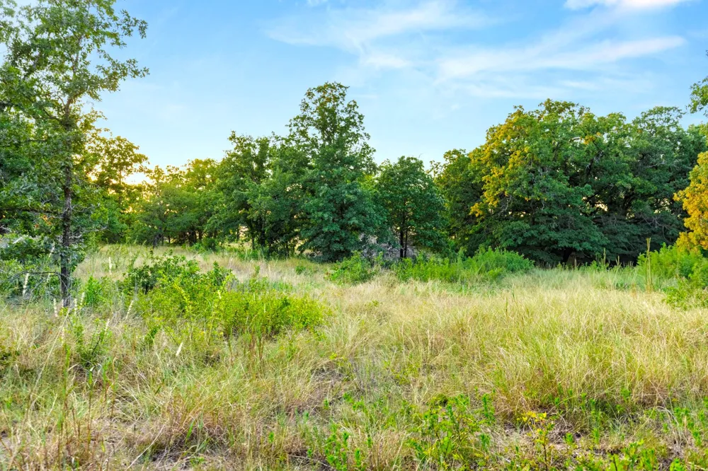 Highway 31 Axtell, TX 76624