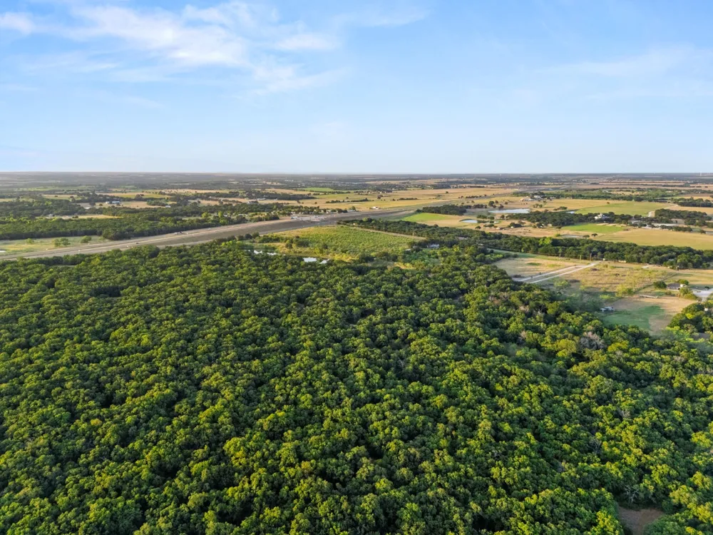 Highway 31 Axtell, TX 76624