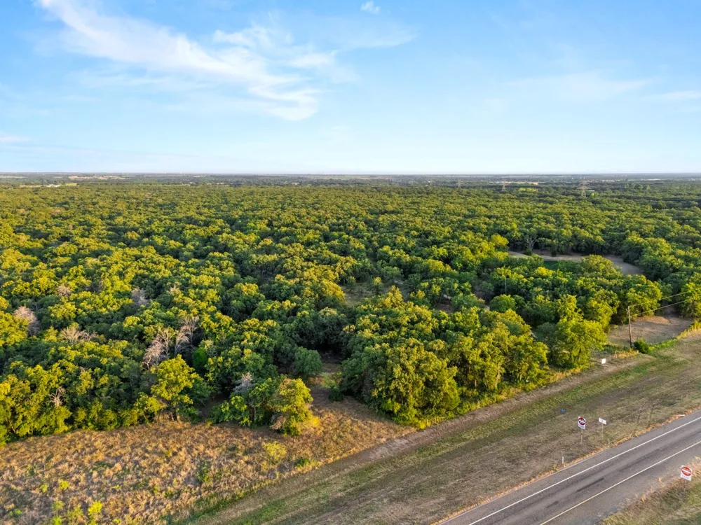 Highway 31 Axtell, TX 76624