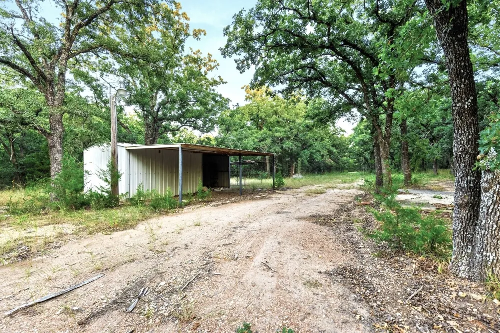 Highway 31 Axtell, TX 76624