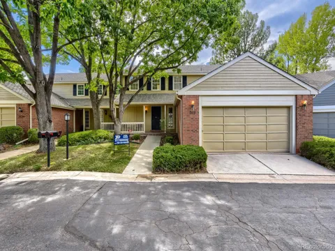7114 S Poplar Way