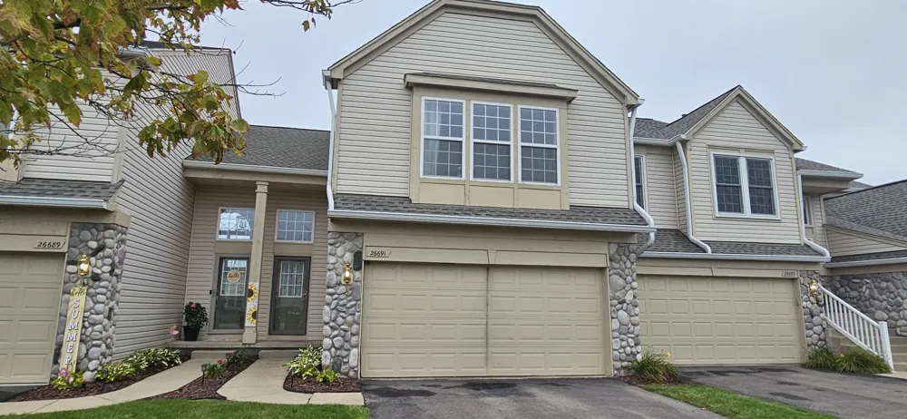 26691 Kirkway Drive Woodhaven City, MI 48183