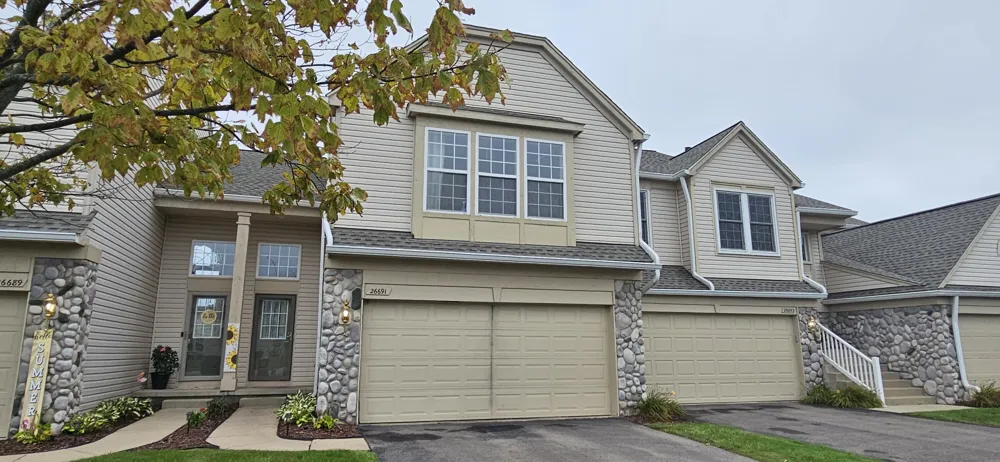 26691 Kirkway Drive Woodhaven City, MI 48183