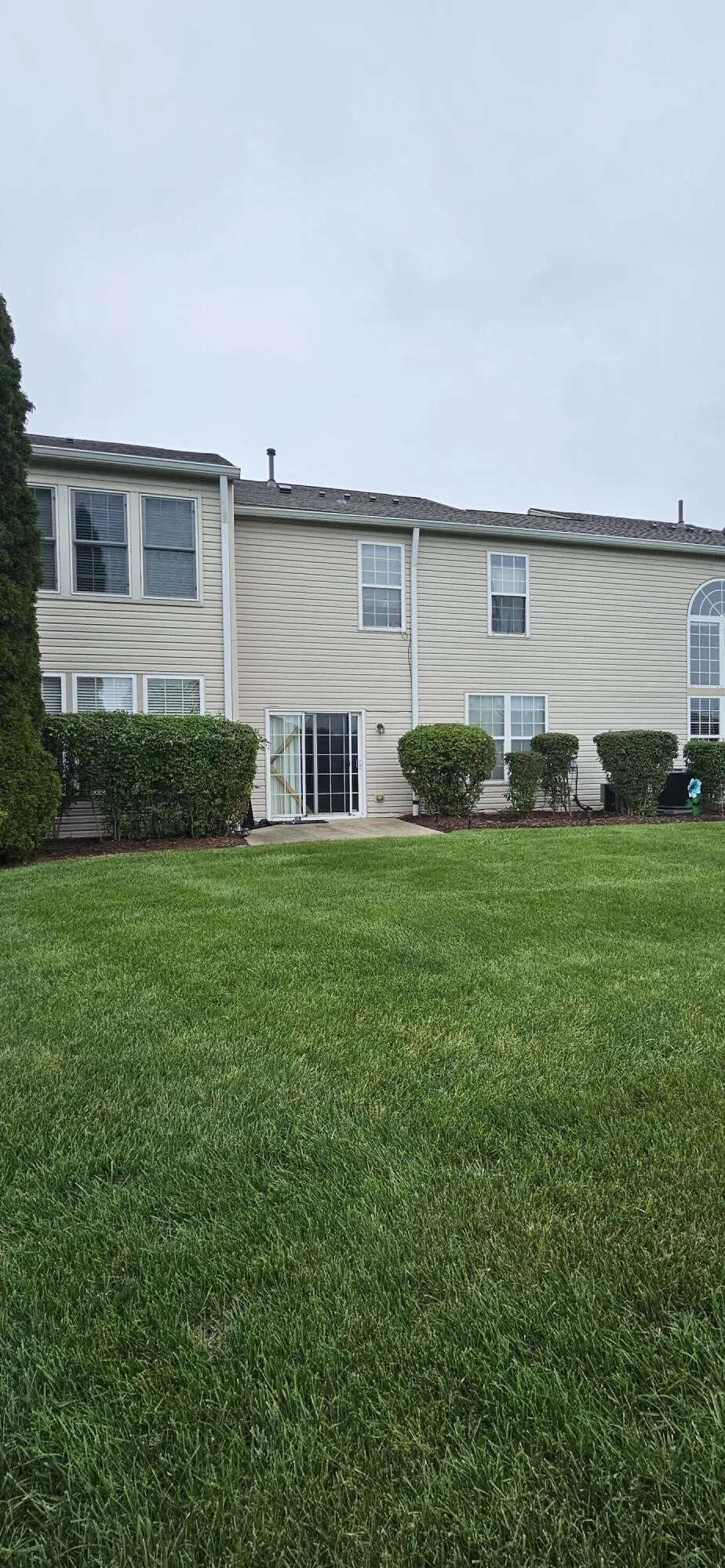 26691 Kirkway Drive Woodhaven City, MI 48183